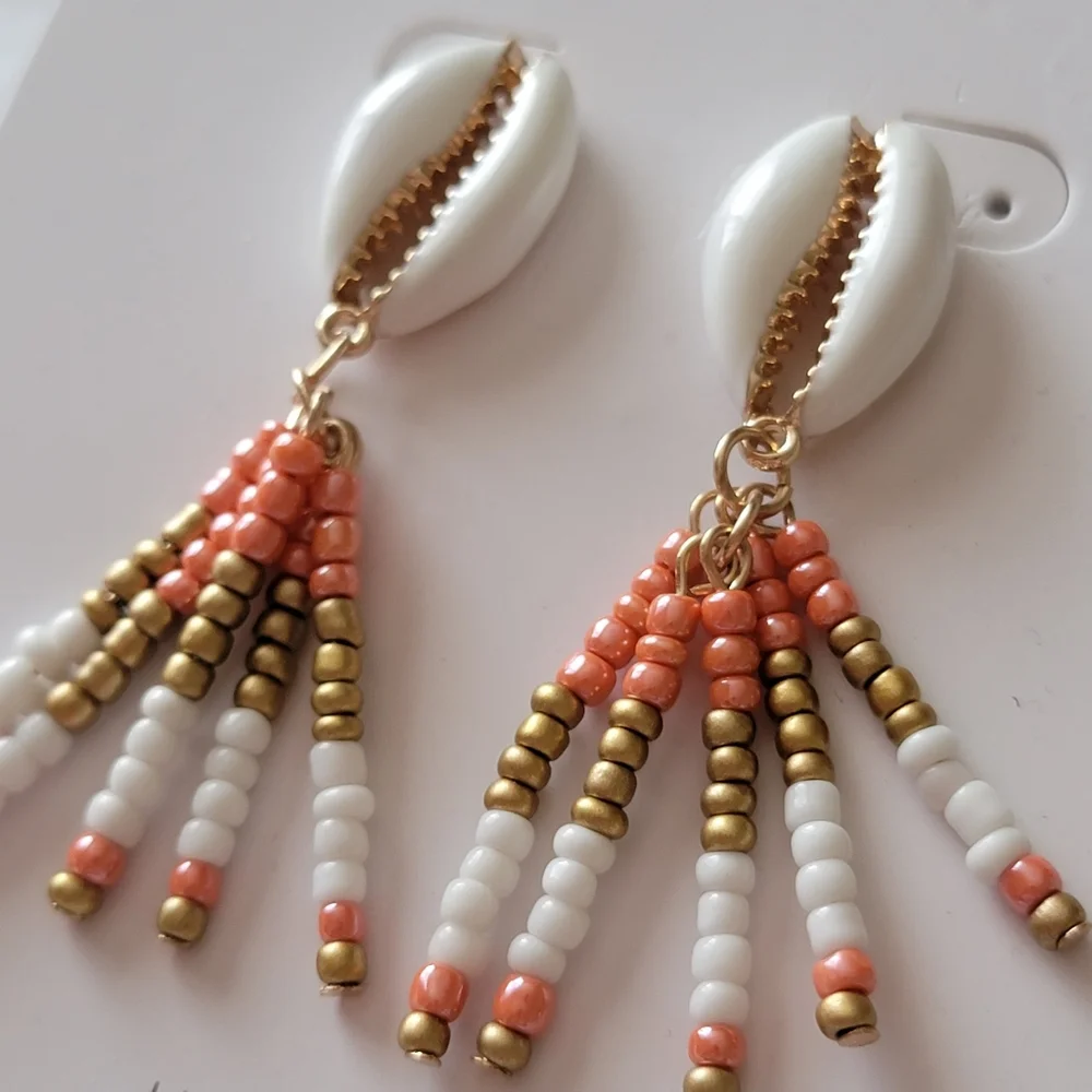 Beachy Seashell Beaded Earrings